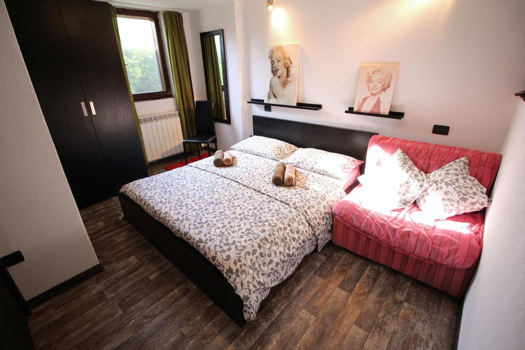 Apartments Nevija Ровин Екстериор снимка