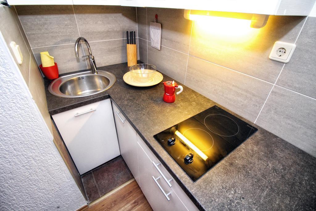 Apartments Nevija Ровин Екстериор снимка